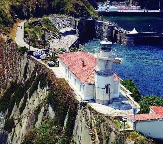 Alejandra Villa Cudillero